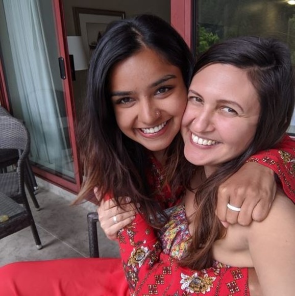 Meet your Posher, Danielle - Picture 1 of 1